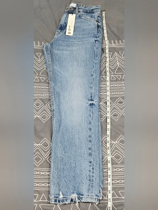 Zara Distressed Straight Leg Jeans Size 4 - Picture 2 of 8